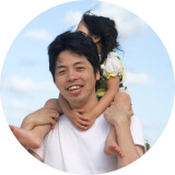 Kenji Kasahara with his daughter